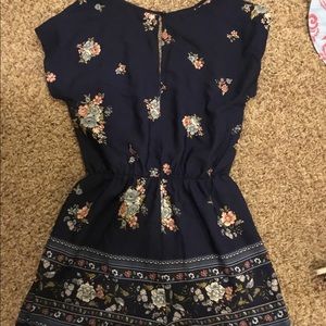 Adorable floral print romper/jumpsuit